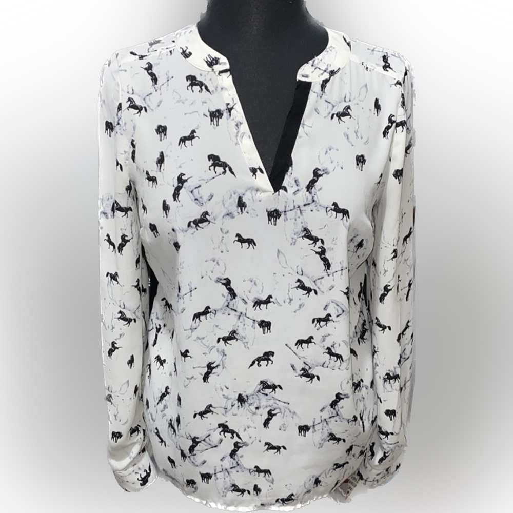 Kensie Black and White V Neck Pull On Blouse with ,Horse Print
